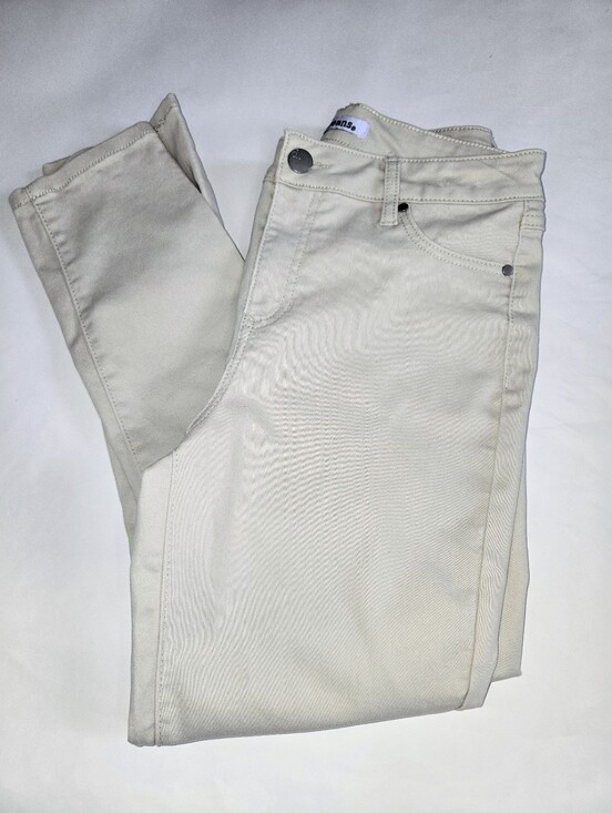 d. jeans Denim - D. Jeans igh-Rise Beige Ankle Jeans - Classic Neutral Slim Fit Size 6.